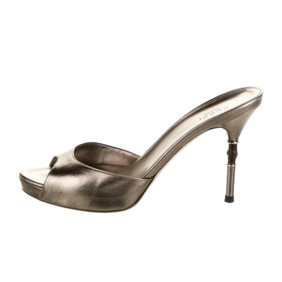 Gucci Shoes - Gucci shoes with box